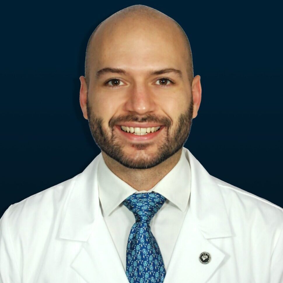 Dr. Rodrigo Uribe