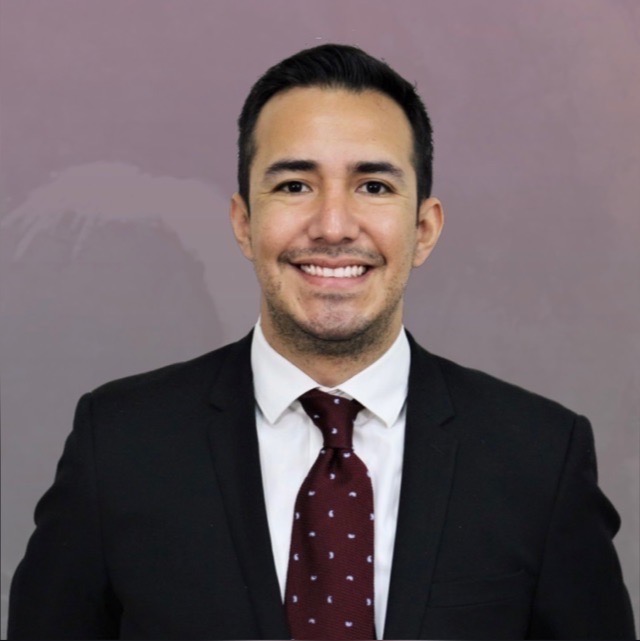 Dr. Ricardo Barojas