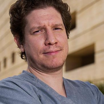 Dr. Cristopher Mader
